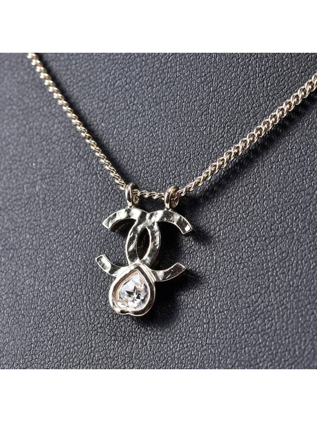 women necklace