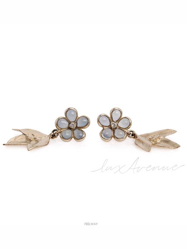 women earrings