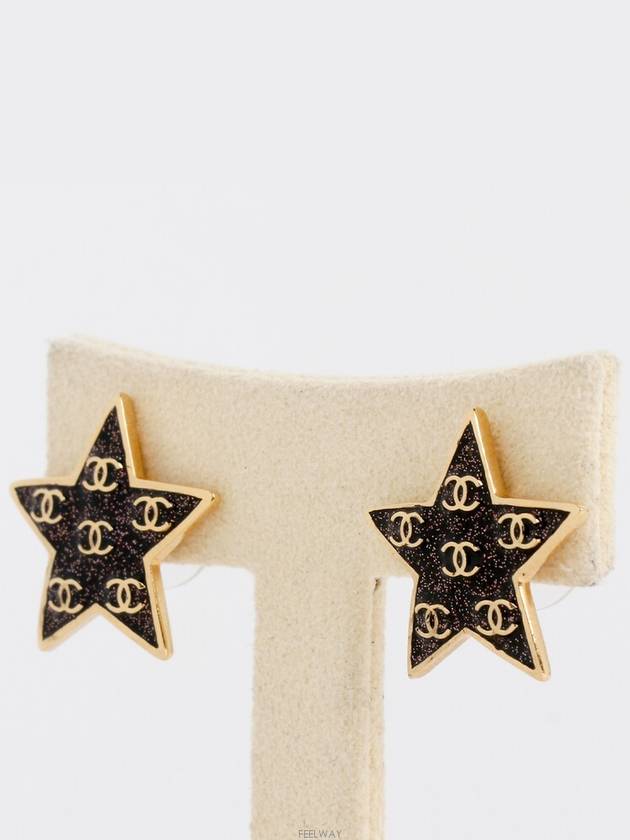 women earrings