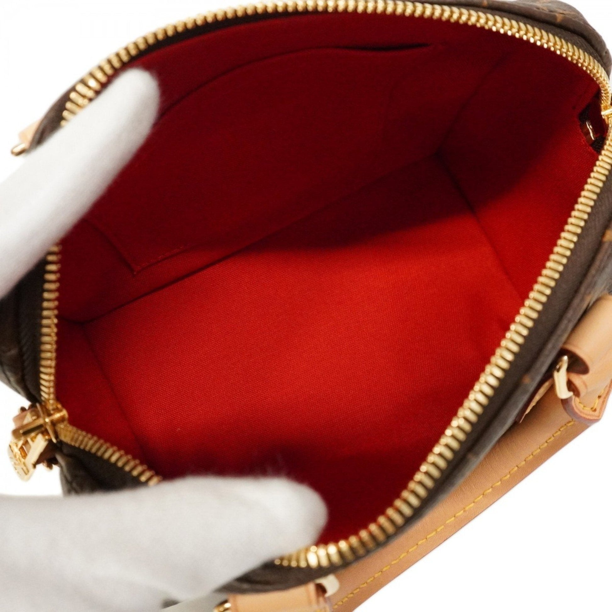 Louis Vuitton Noir Handbag