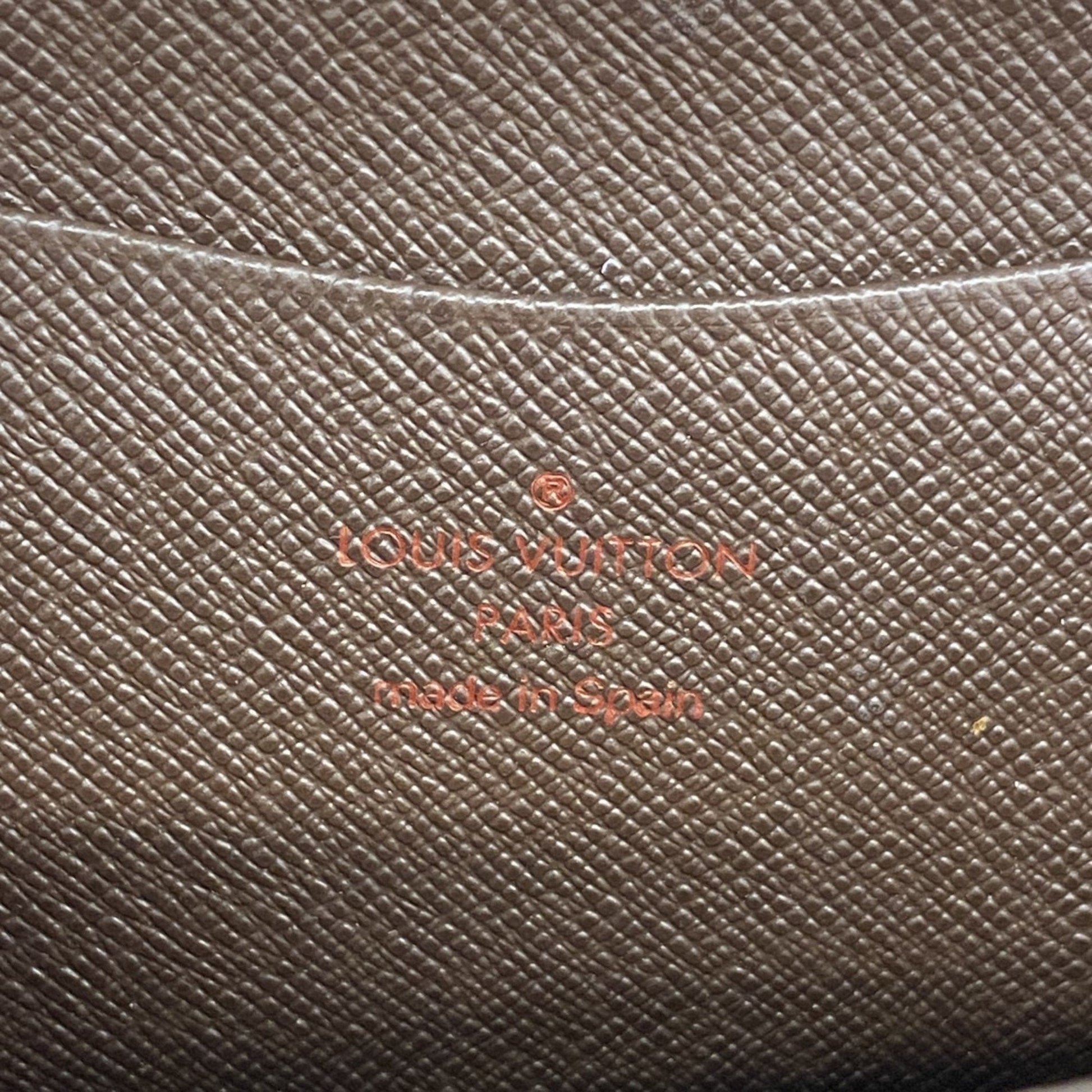 Louis Vuitton Long Wallet (Bi-Fold)