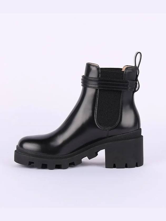 Gucci Lettering Logo Leather Chelsea Boots Black