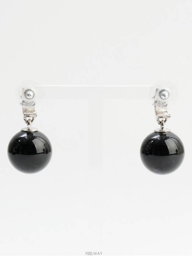 women earrings