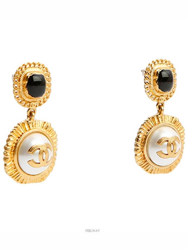 women earrings