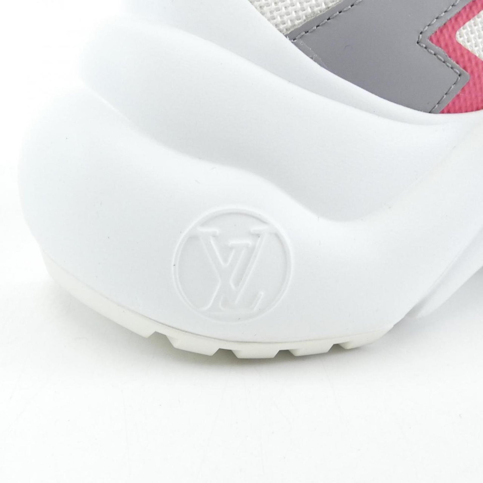 Louis Vuitton pink Sneakers