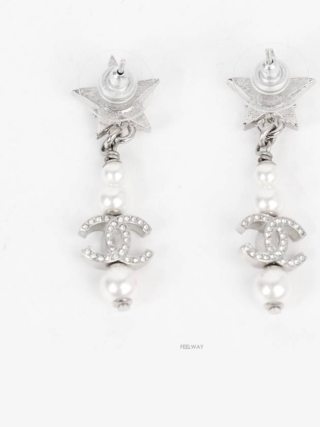 women earrings