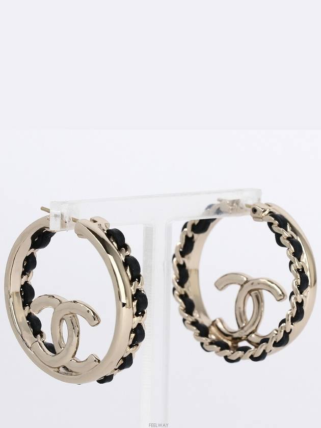 women earrings