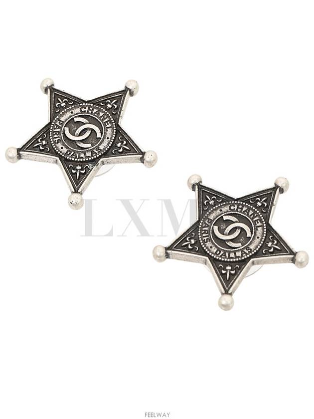 women earrings