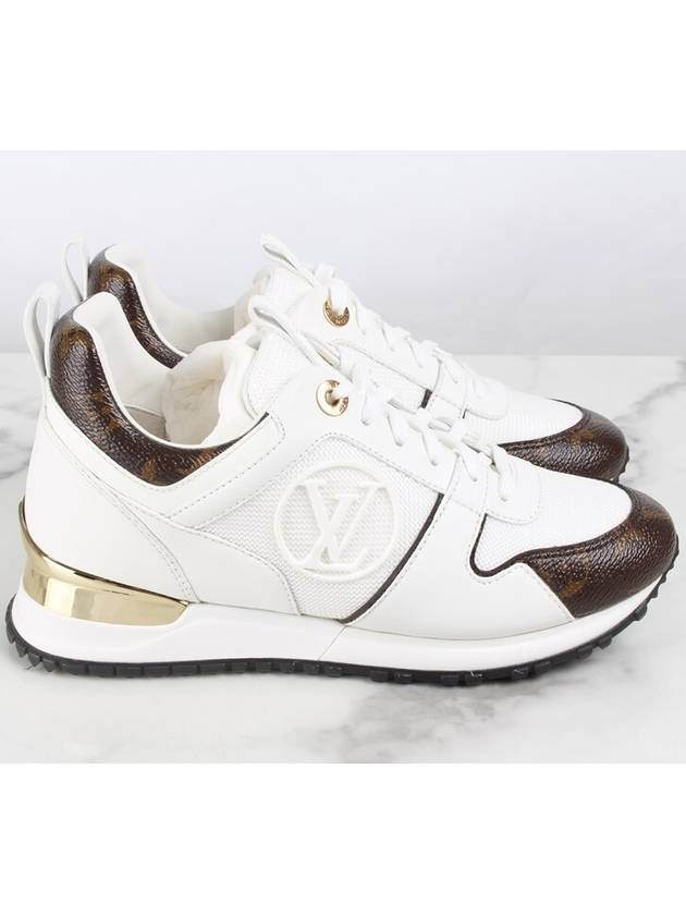 Louis Vuitton LV Runaway gold sneakers 35 220