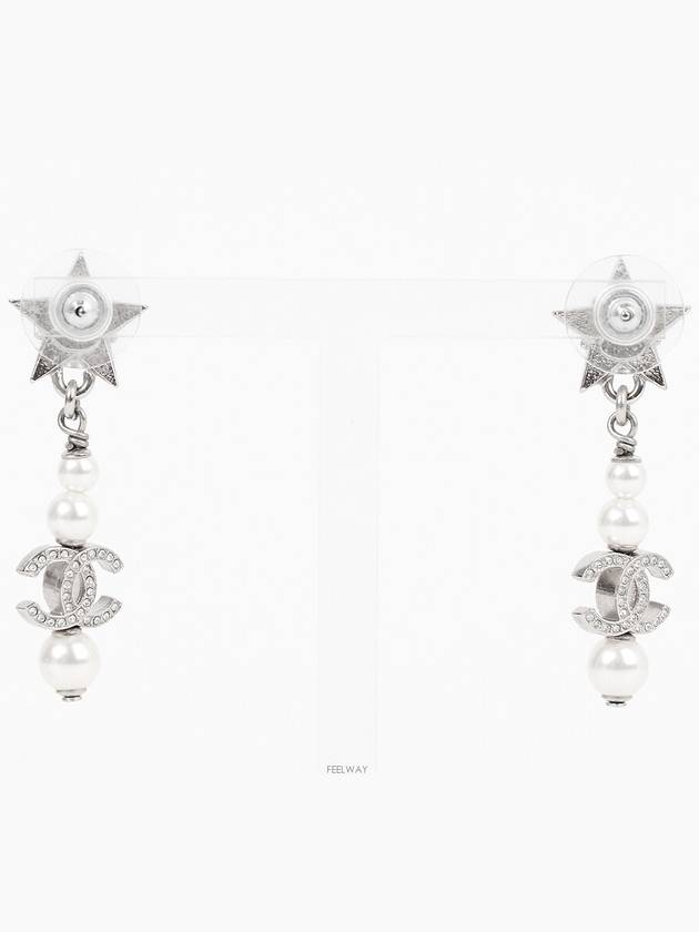 women earrings
