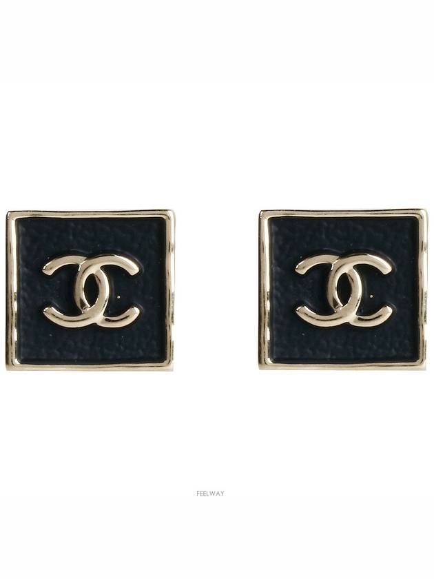 women earrings