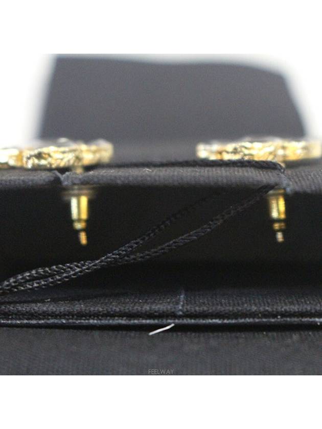 women earrings