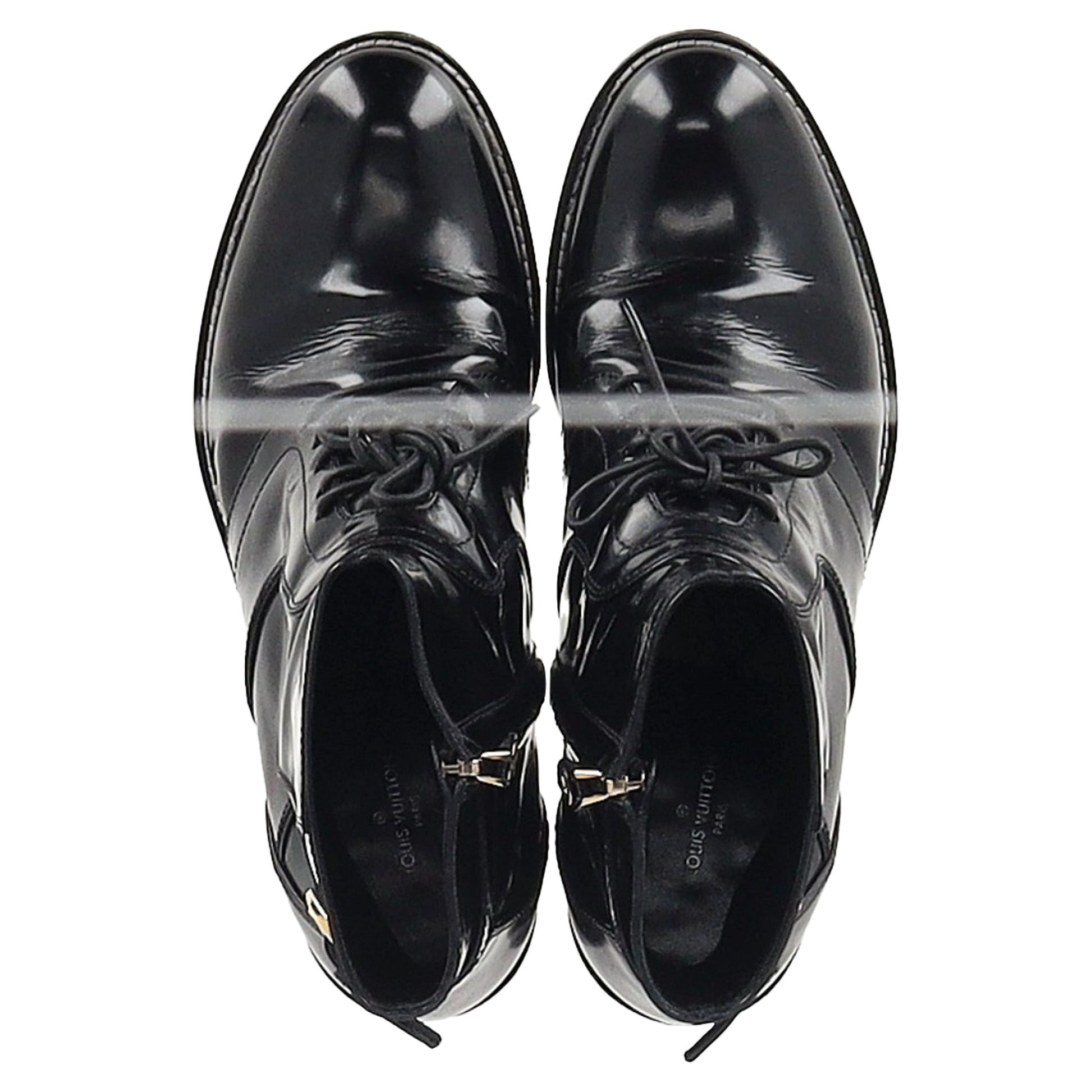Louis Vuitton Lace-Up Heeled Boots in Black Patent Leather