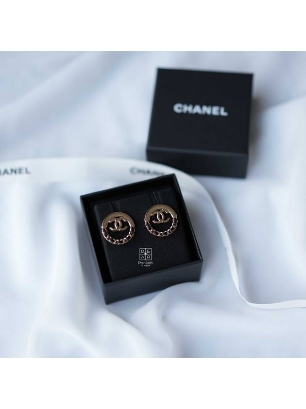 Women's CC Logo Circle Chain Earrings Black Gold