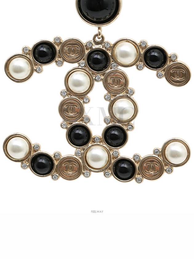 women earrings