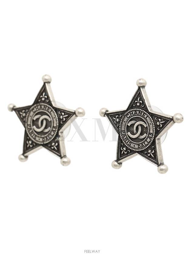 women earrings