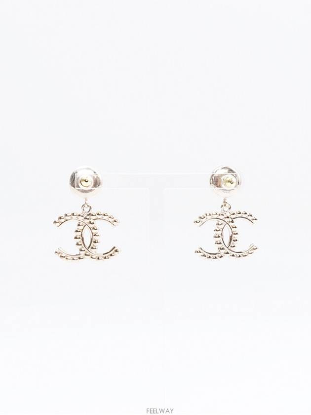 women earrings