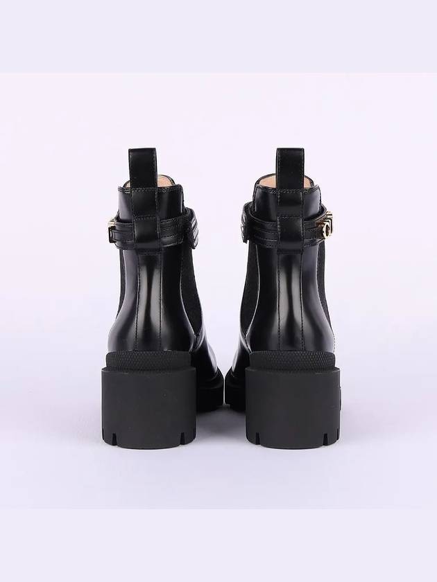 Gucci Lettering Logo Leather Chelsea Boots Black