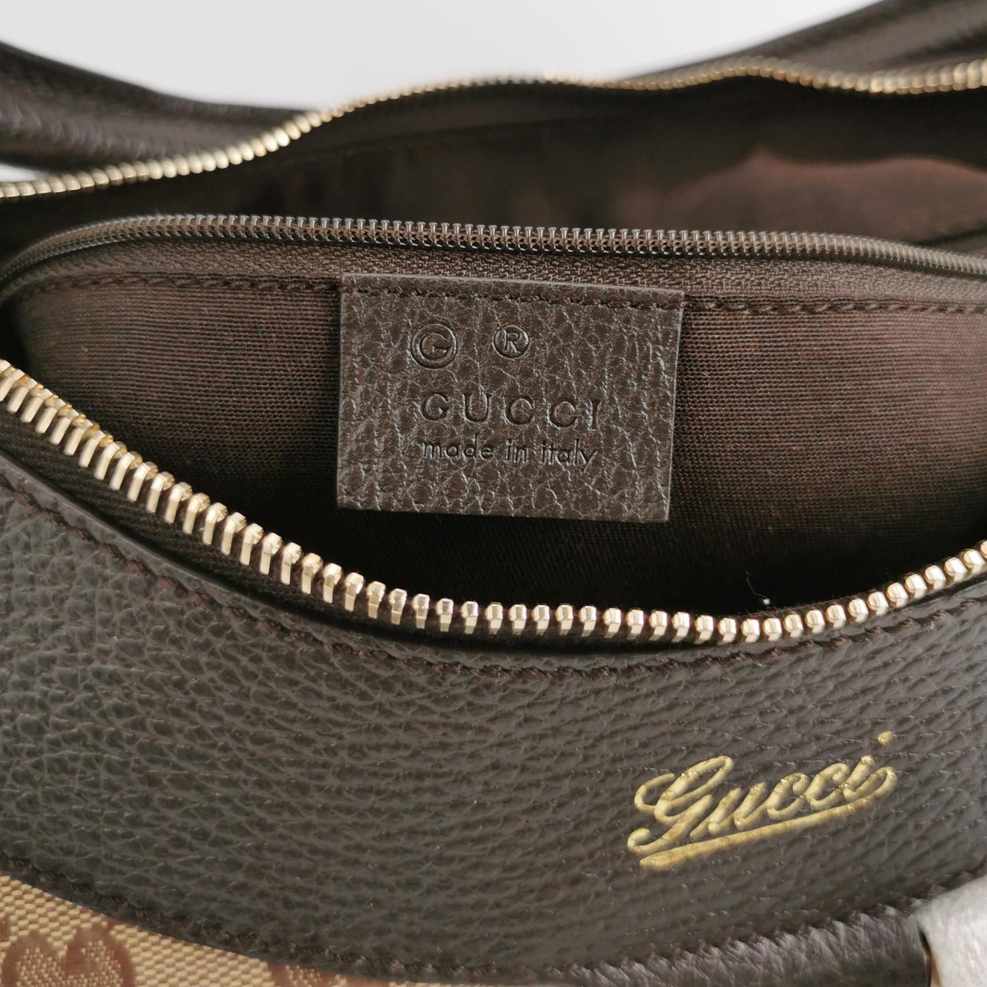 Gucci Abbey Leather Coated Canvas GG Monogram D-Ring Shoulder Bag 250430781172975