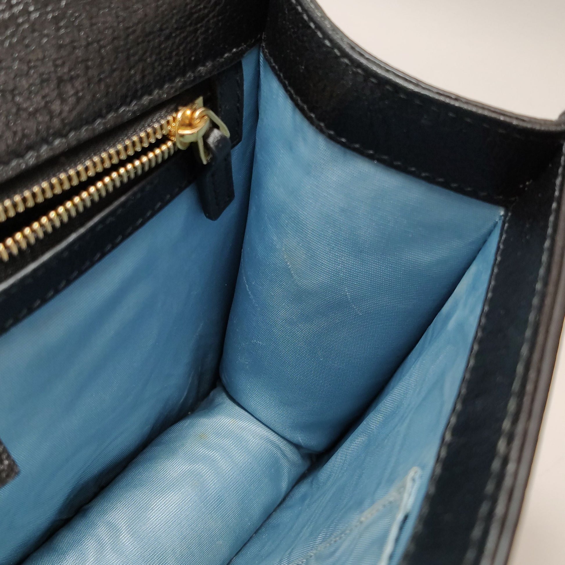 Gucci Sylvie Small Leather Shoulder Bag with Bee and Star Print 250425781164933