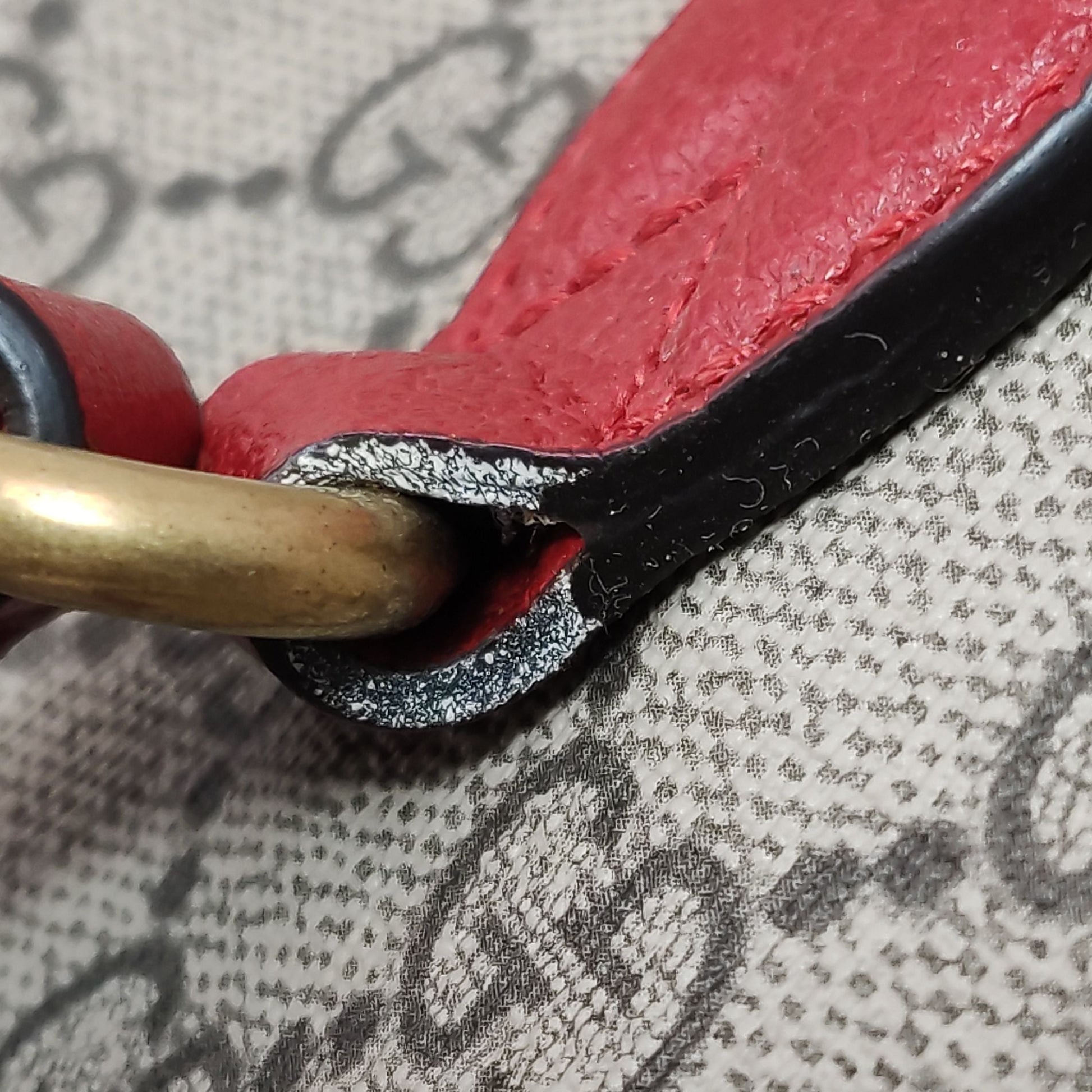 Gucci GG Canvas Crossbody Bag 250422781160525