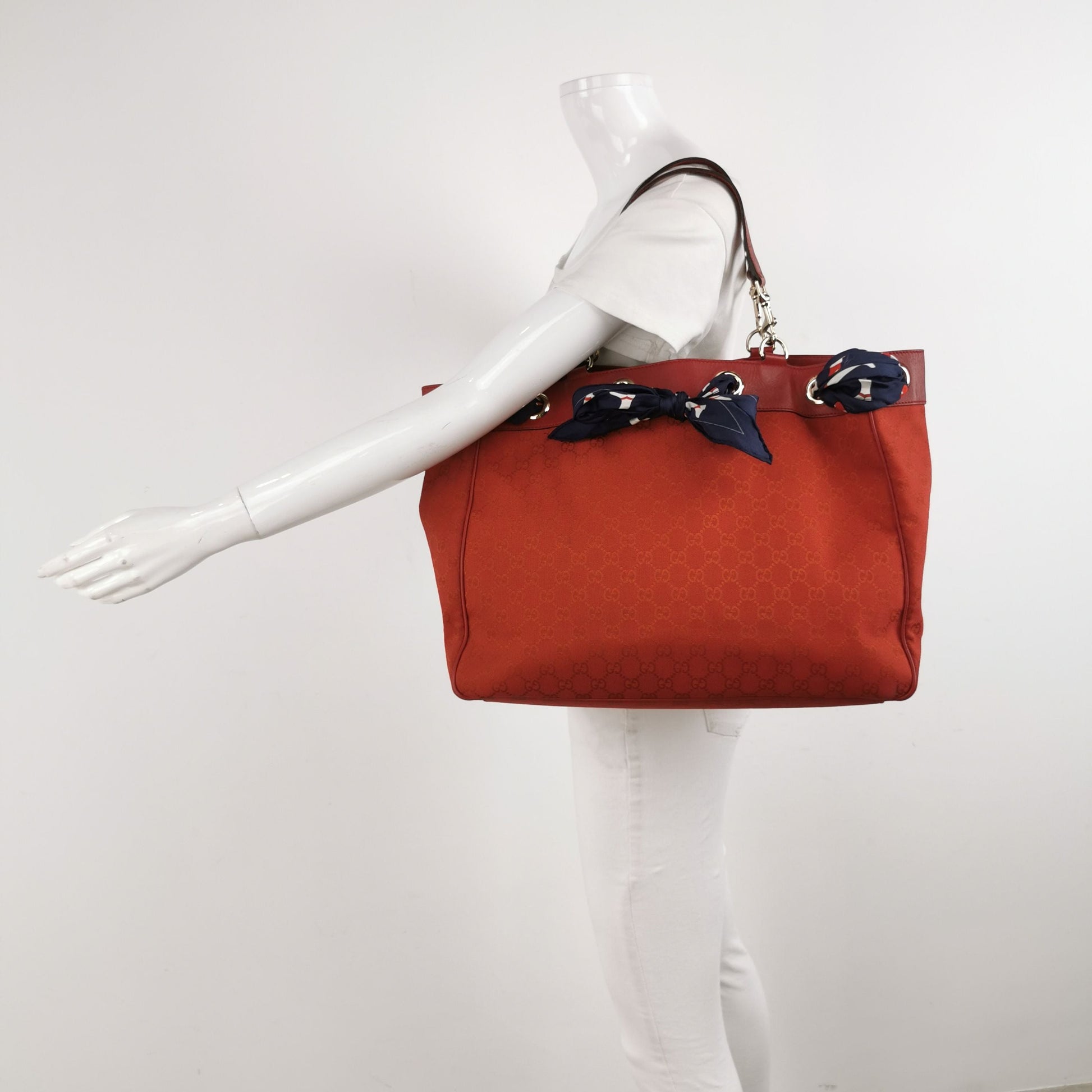 Gucci GG Canvas and Leather Tote Bag 250422781160509