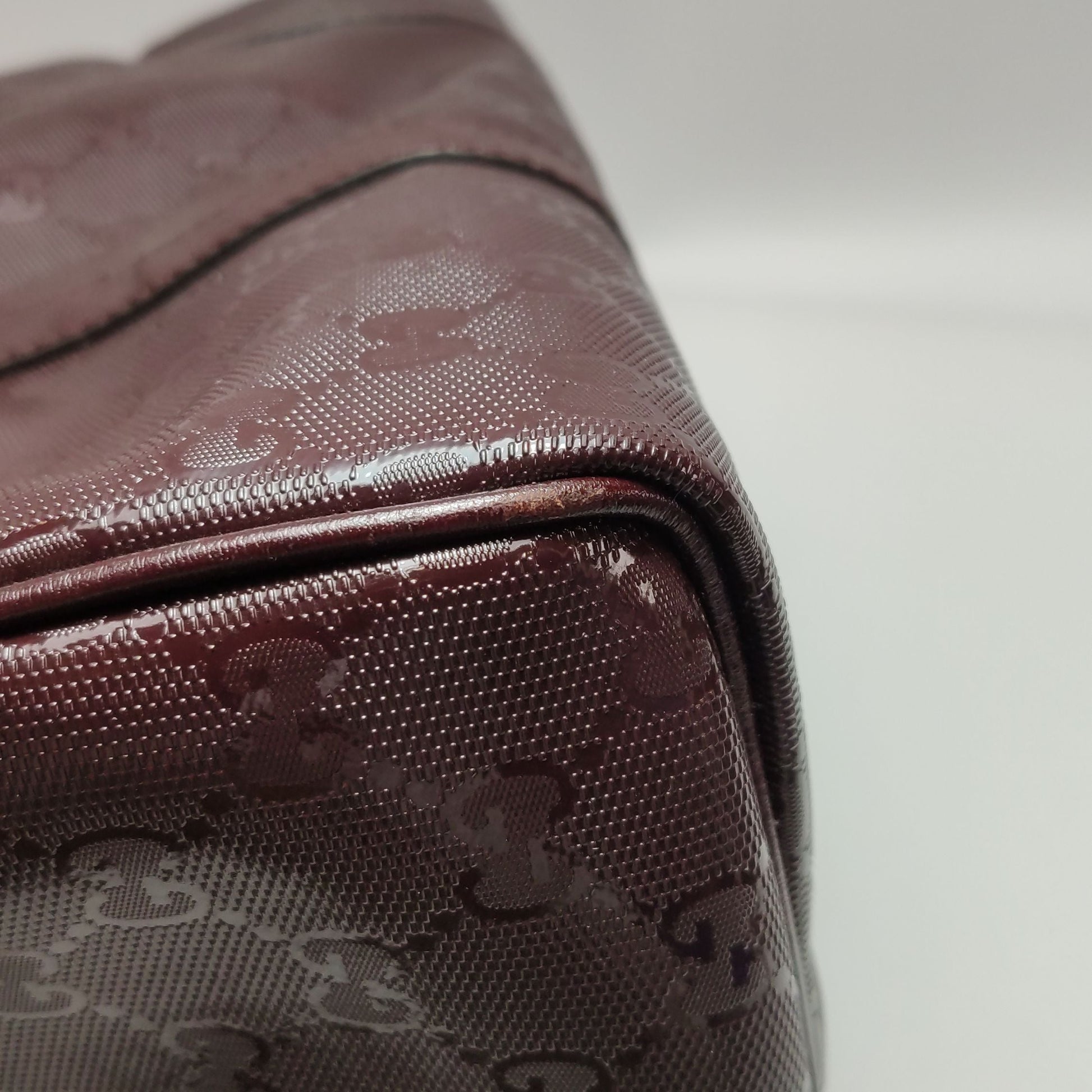 Gucci Leather Monogram Logo Zip Top Handle Bag 250419781155095
