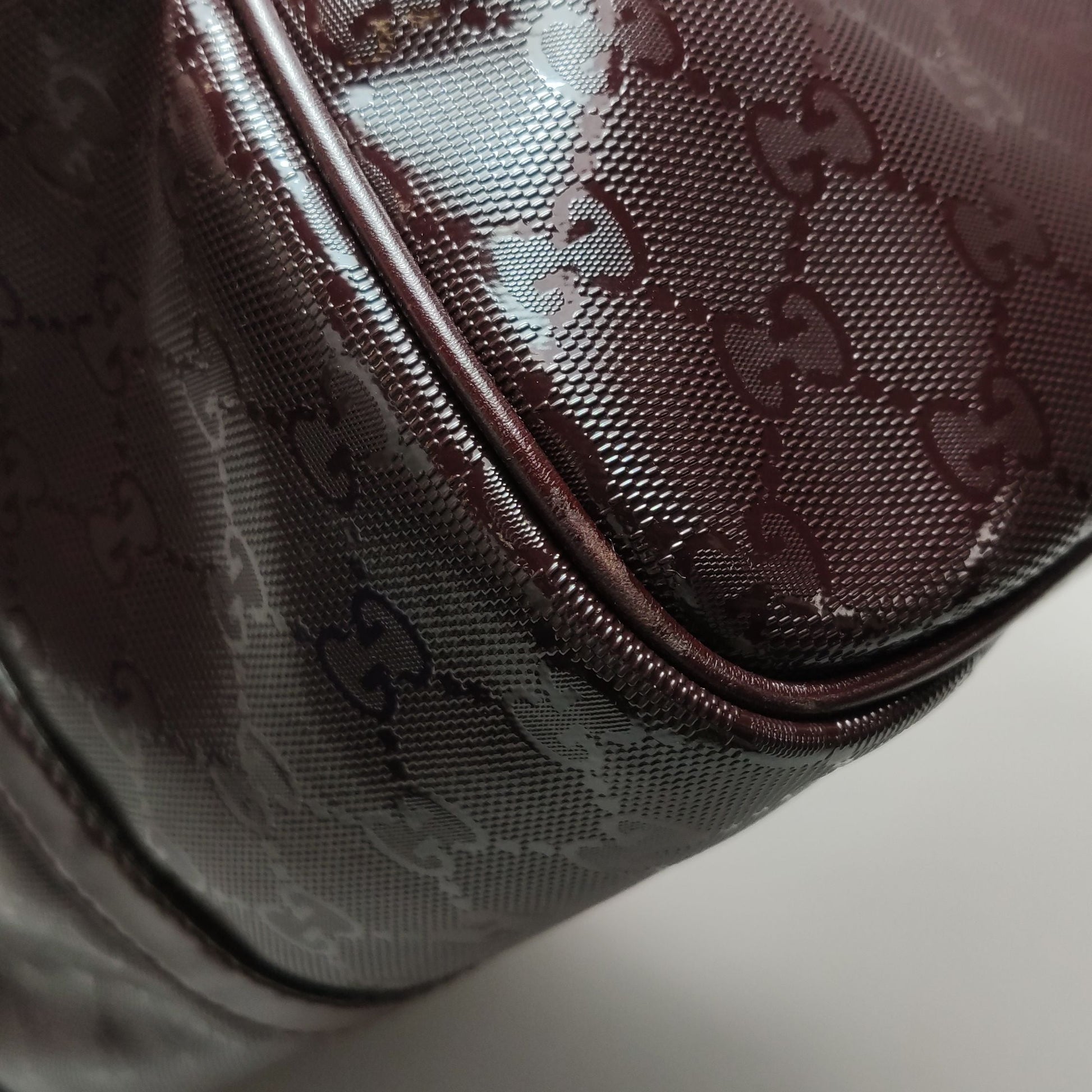 Gucci Leather Monogram Logo Zip Top Handle Bag 250419781155095
