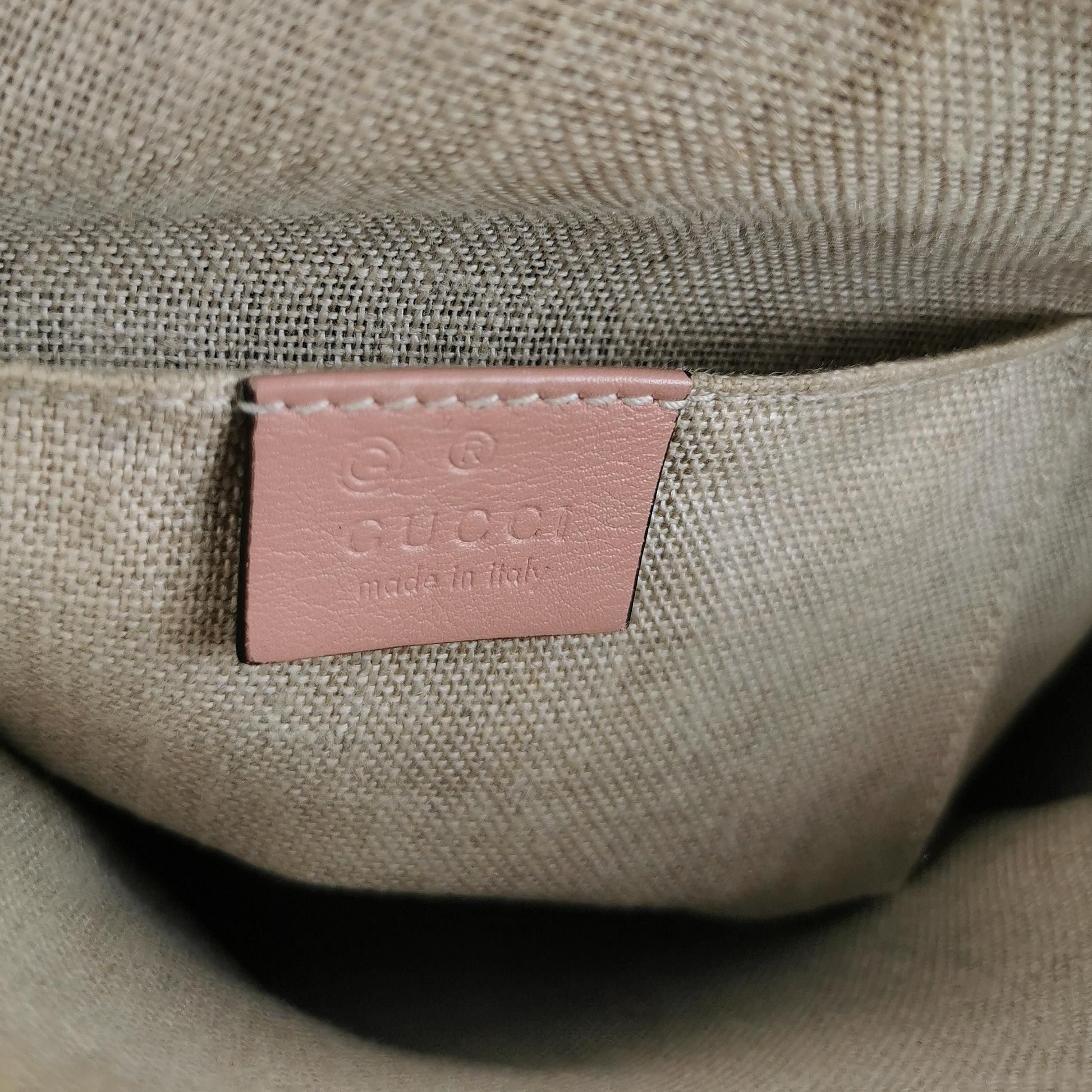 Gucci GG Canvas Crossbody Bag 250423781161687