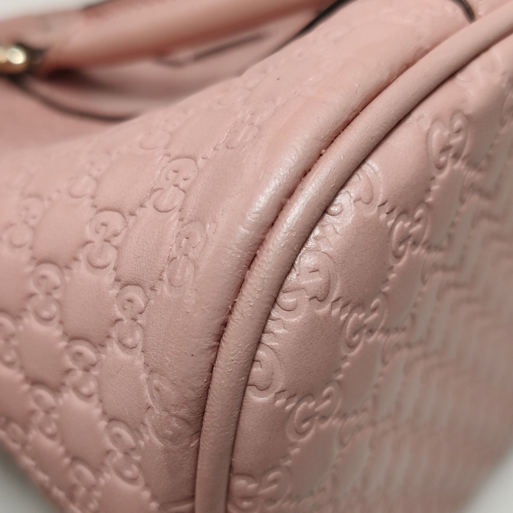 Gucci GG Canvas Crossbody Bag 250423781161687