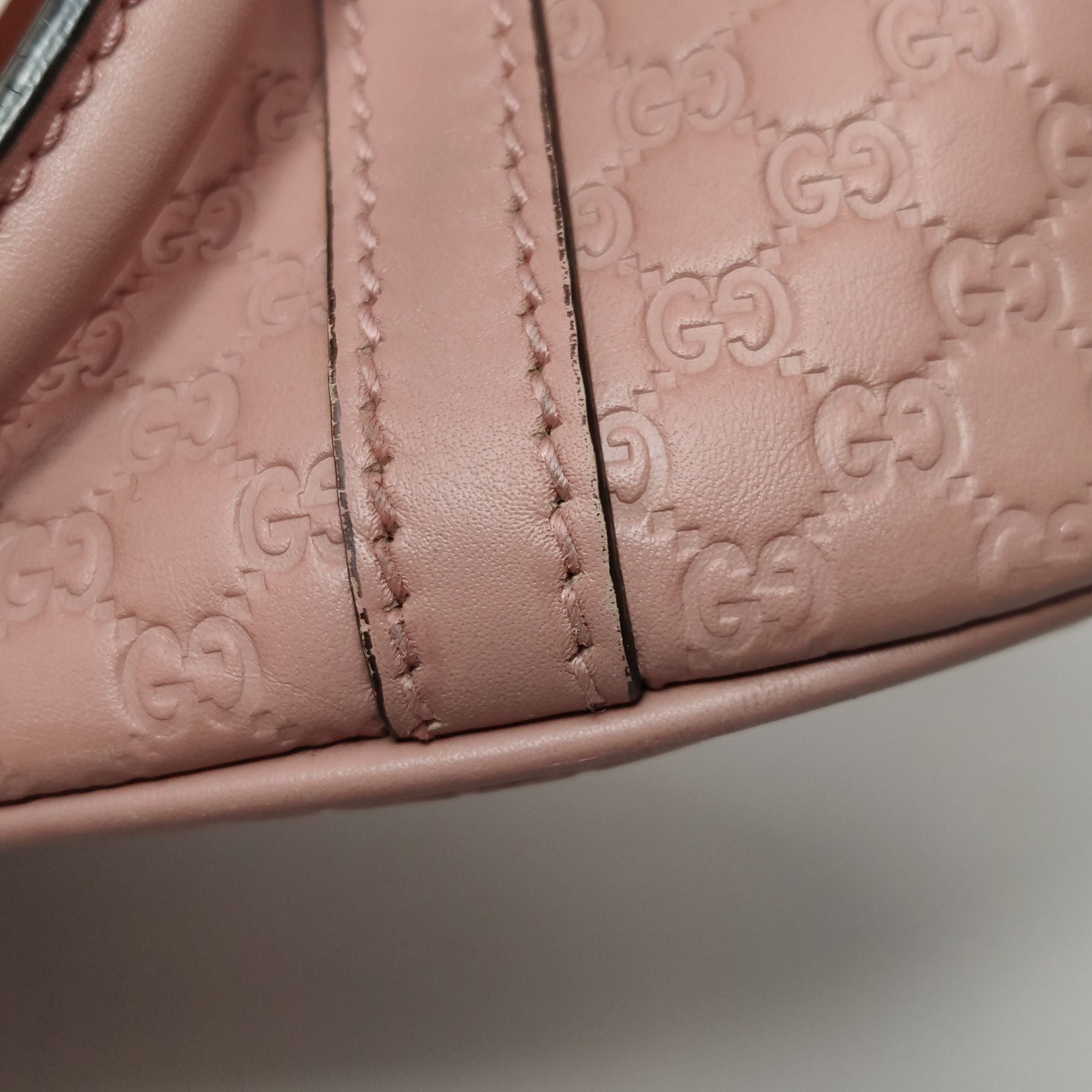 Gucci GG Canvas Crossbody Bag 250423781161687