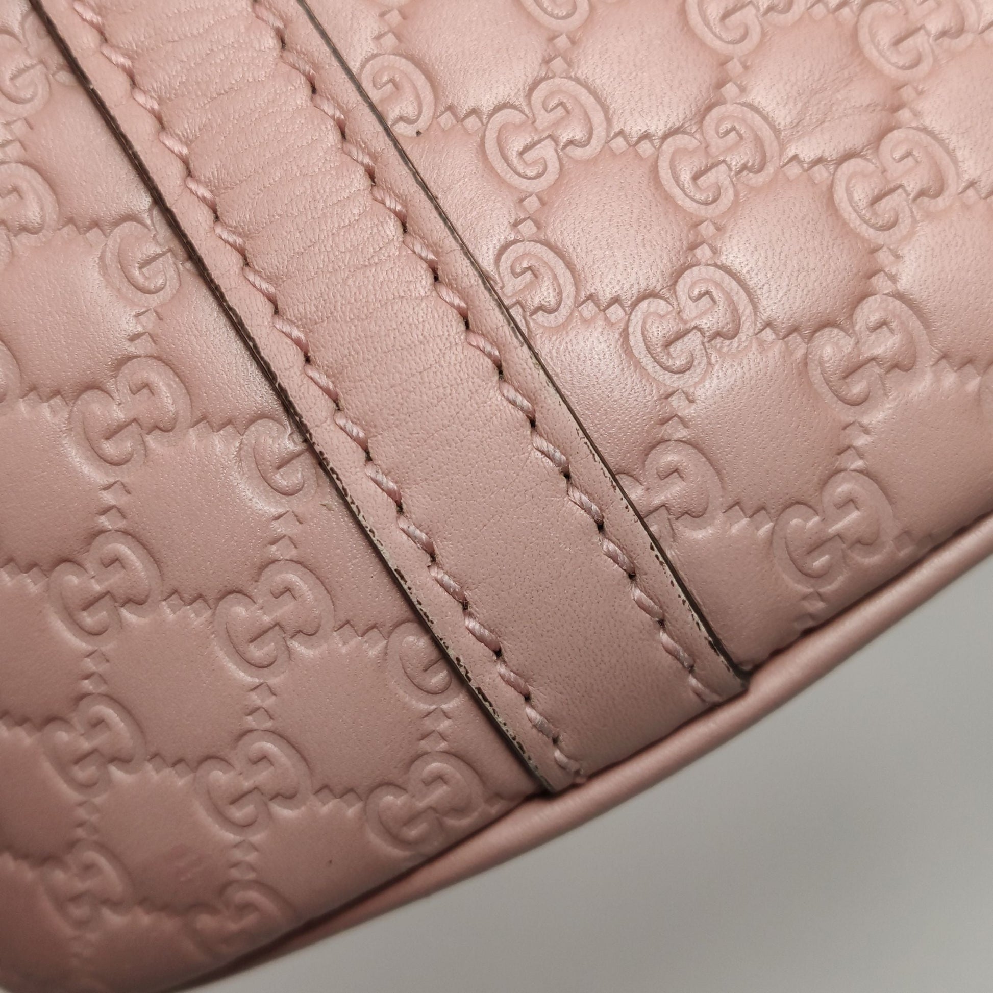 Gucci GG Canvas Crossbody Bag 250423781161687