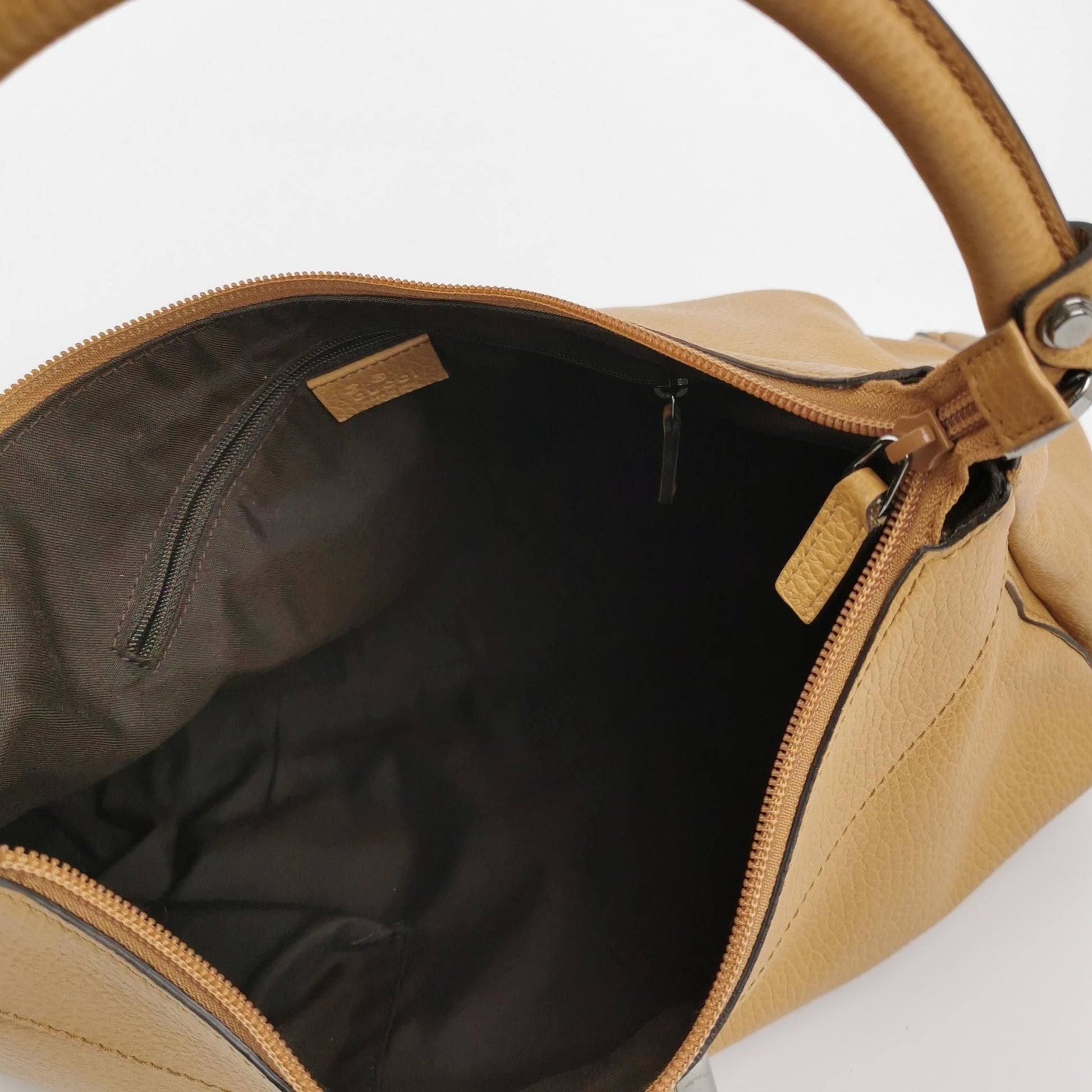 Gucci Abbey D-Ring Leather Shoulder Bag 047851000696