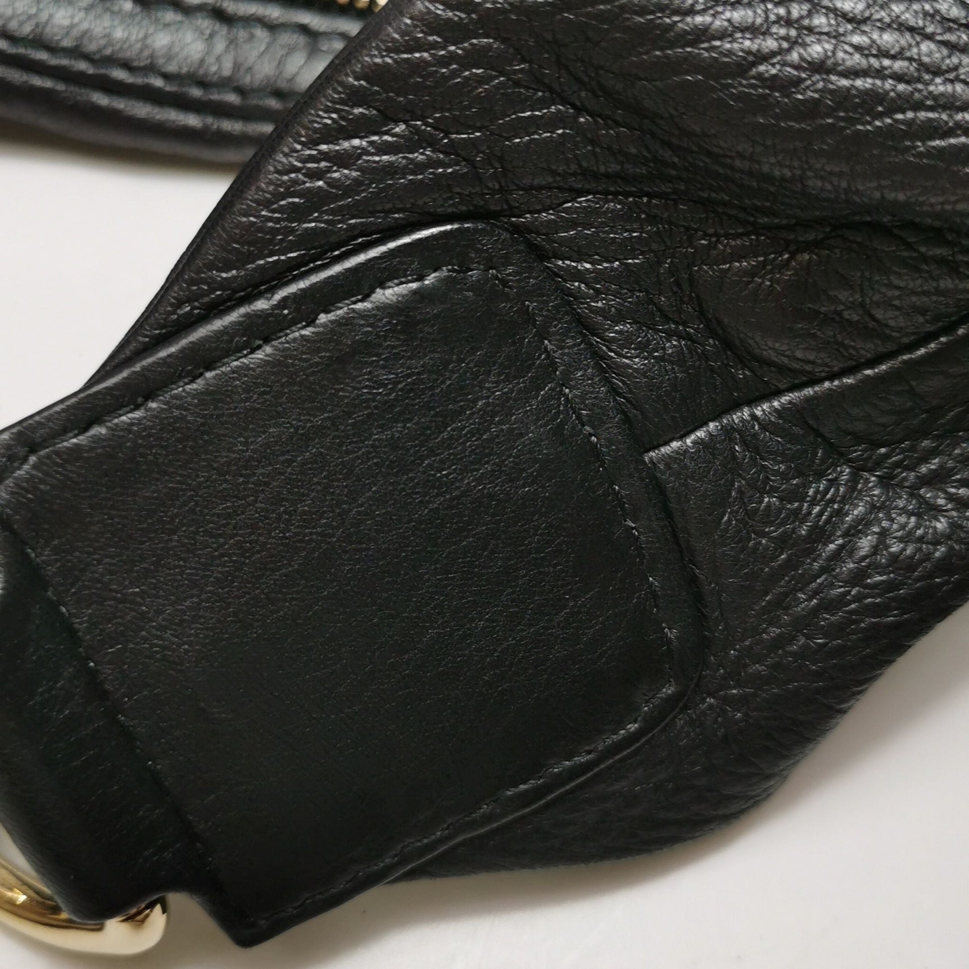 Gucci Sienna Leather Fringe Shoulder Bag 250330781127057