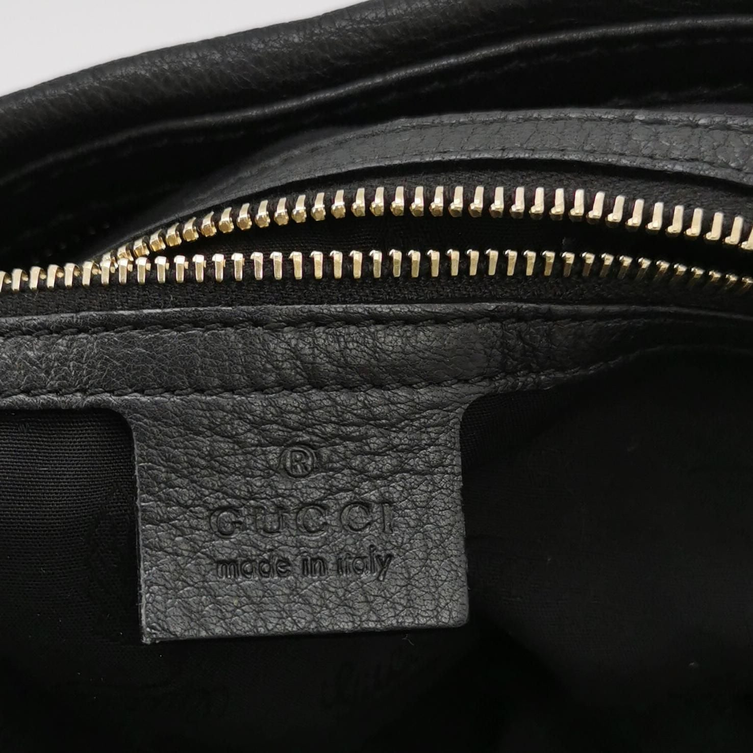 Gucci Sienna Leather Fringe Shoulder Bag 250330781127057