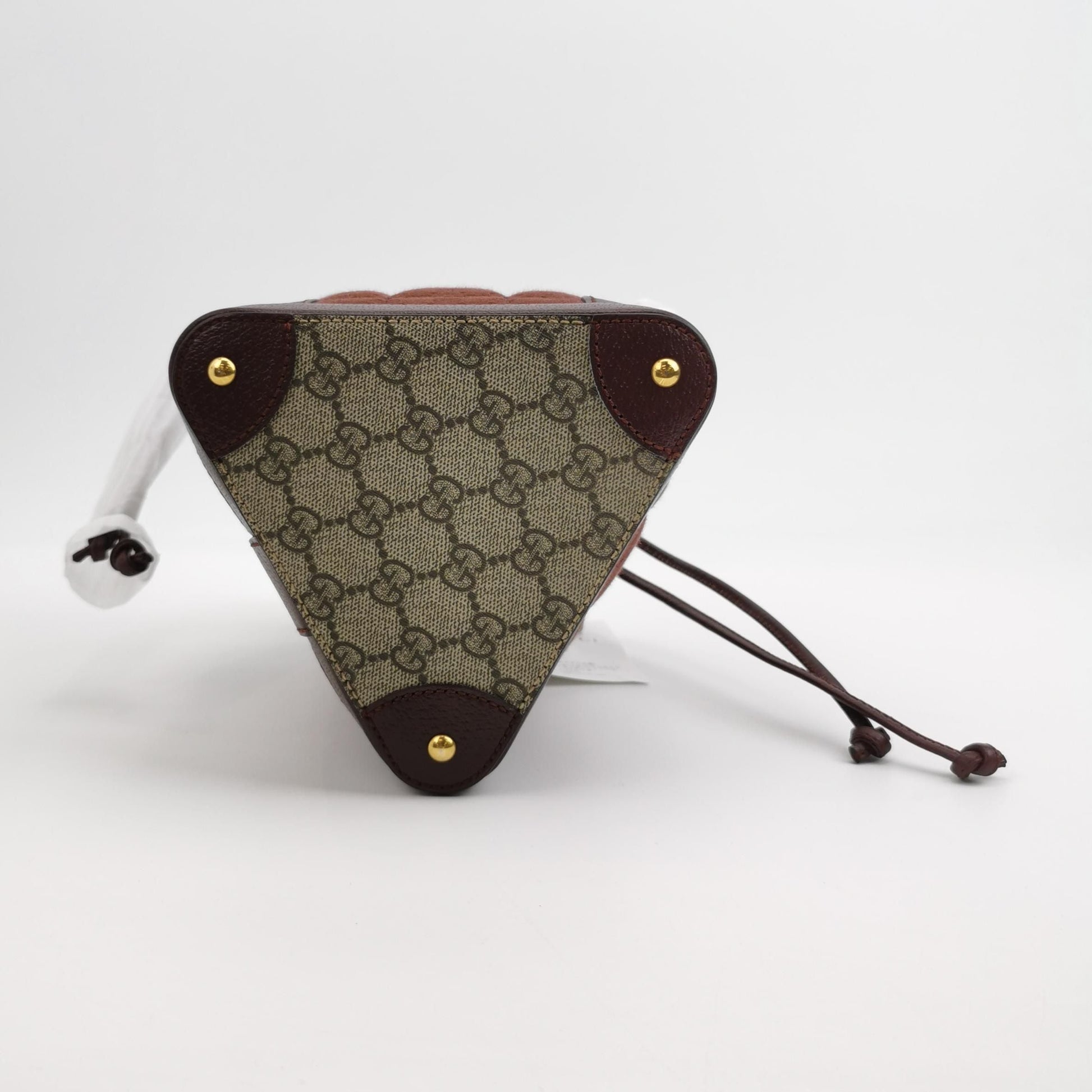 Gucci Quilted GG Logo Drawstring Crossbody Bag 250519781199666