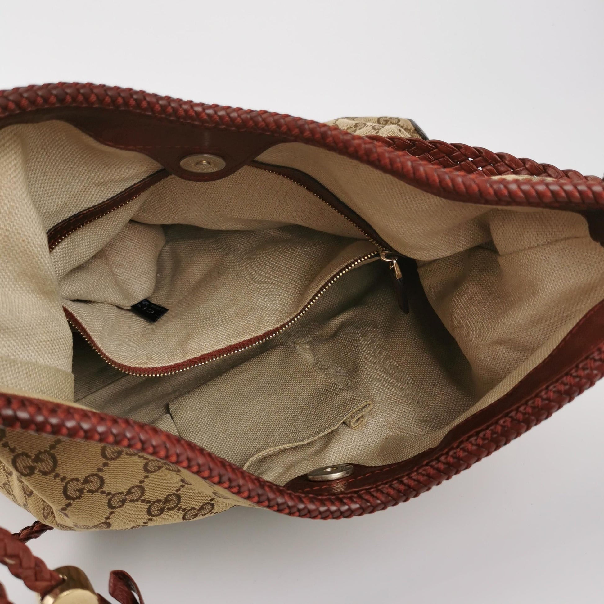Gucci GG Canvas Fringe Shoulder Bag 250526781208574