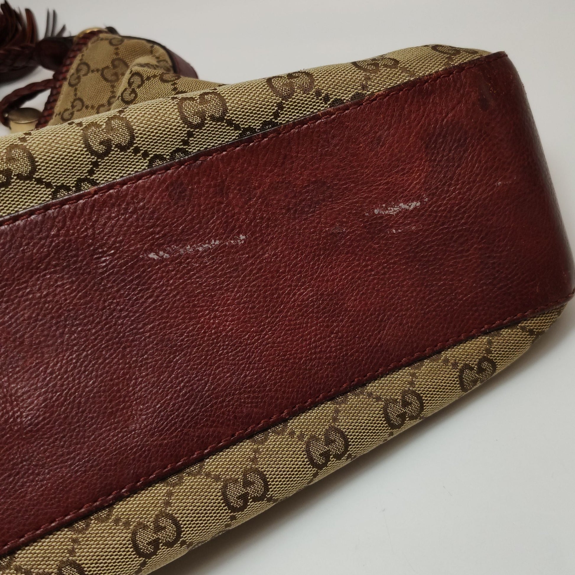 Gucci GG Canvas Fringe Shoulder Bag 250526781208574