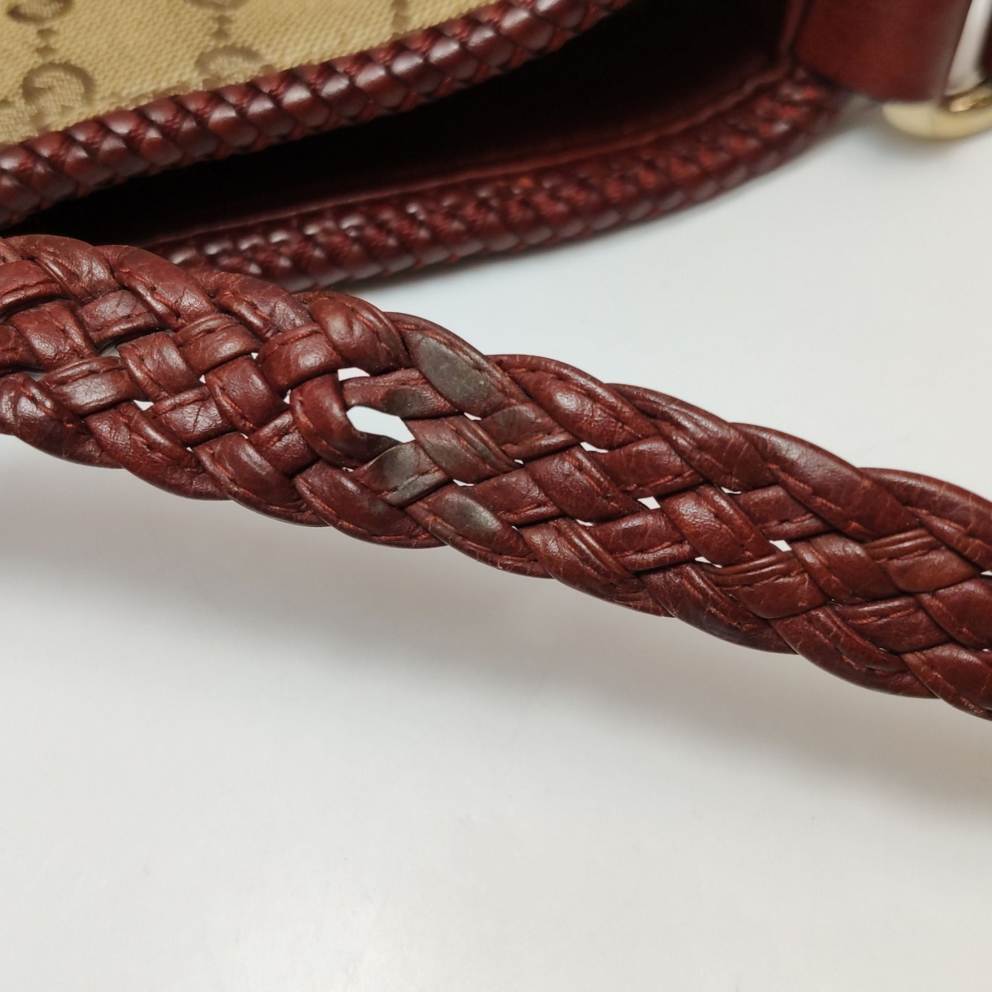 Gucci GG Canvas Fringe Shoulder Bag 250526781208574
