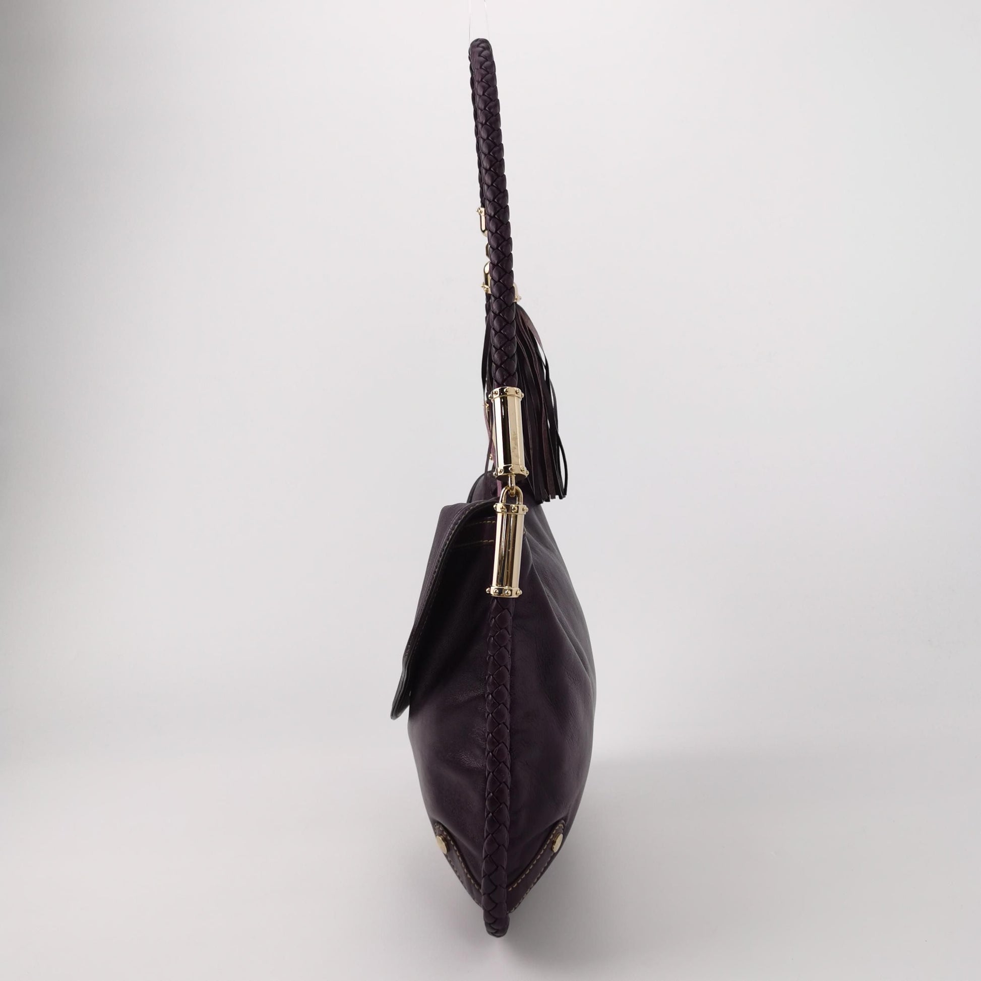 Gucci Britt Leather Shoulder Bag with Fringe and GG Logo 250521781201751