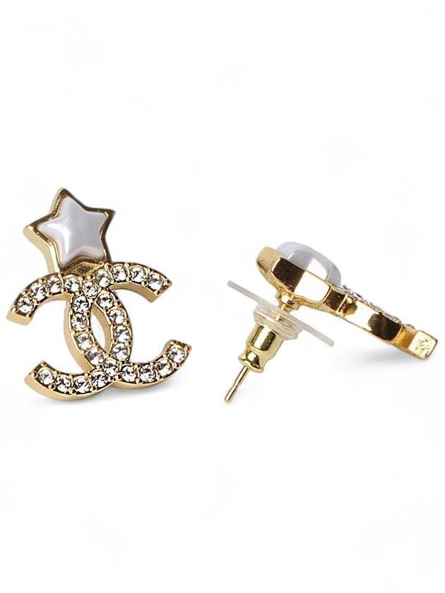 women earrings