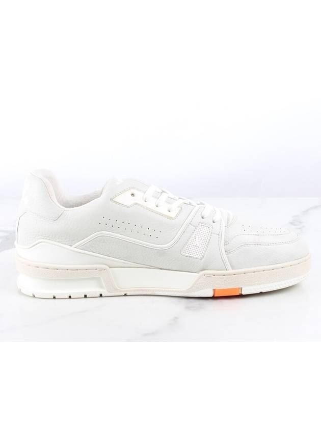 Louis Vuitton LV trainer sneakers gray 7 260