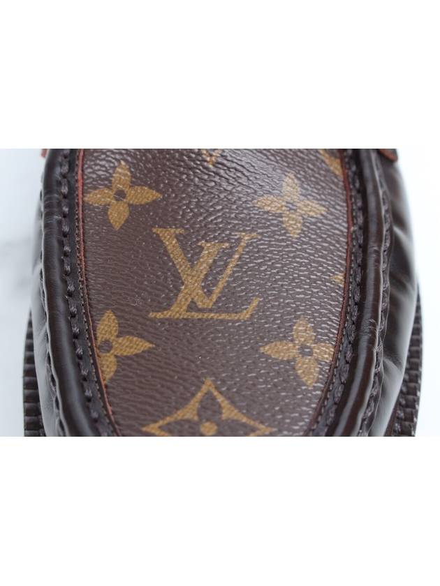 Louis Vuitton monogram loafer 7 5 265
