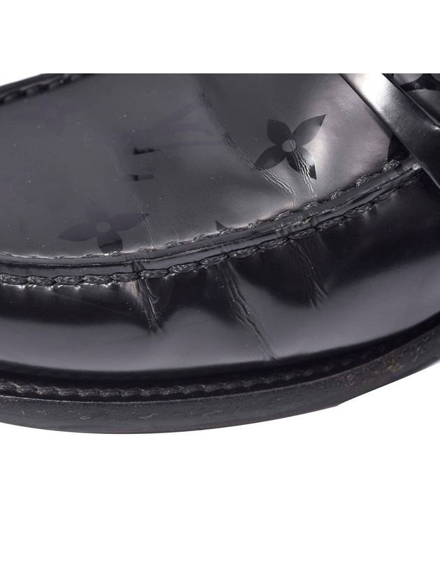 Louis Vuitton Women s Major Loafers 1A9FM1