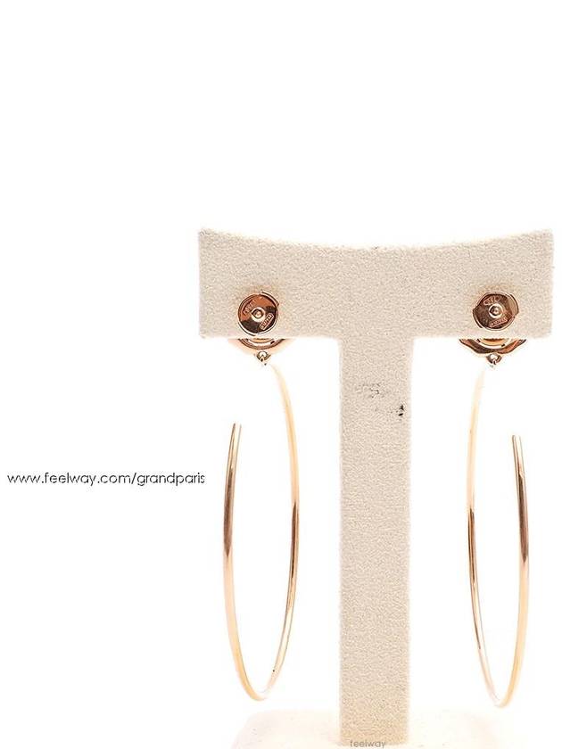women earrings