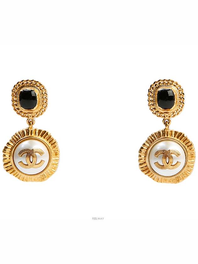 women earrings