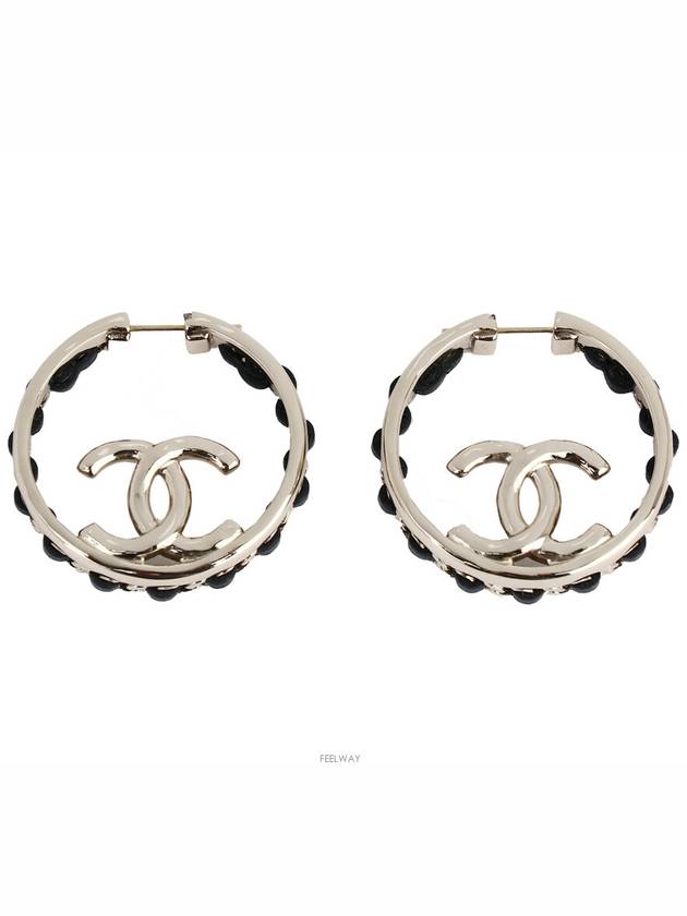 women earrings