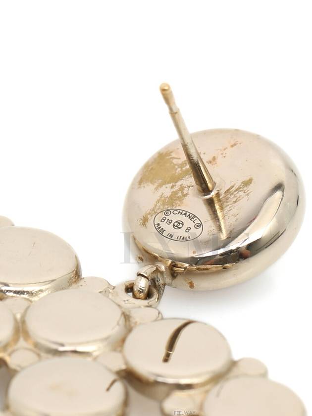 women earrings