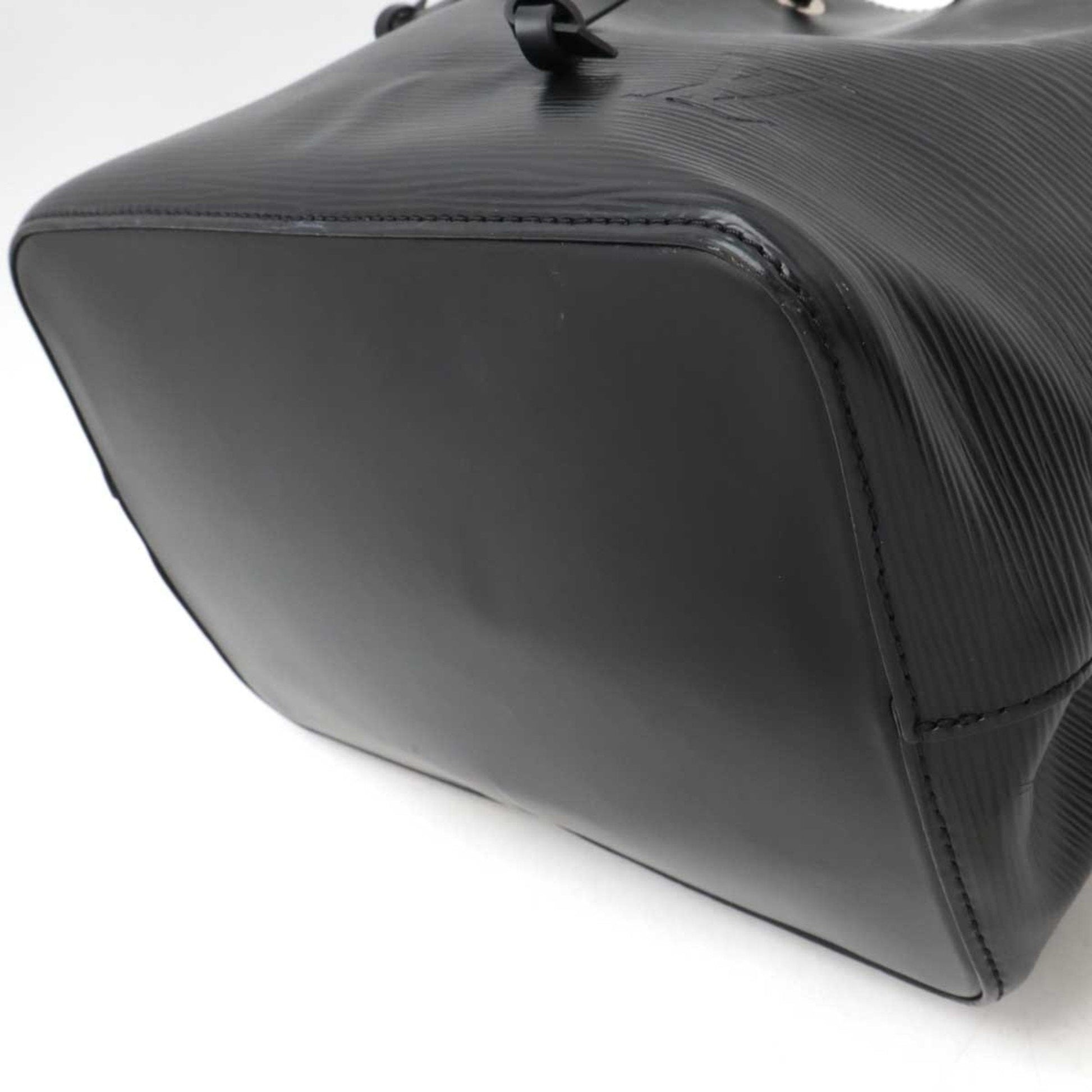 Louis Vuitton Noir Epi Leather Handbag Shoulder Bag