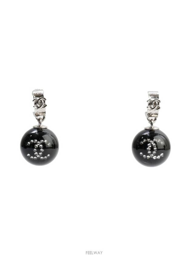 women earrings
